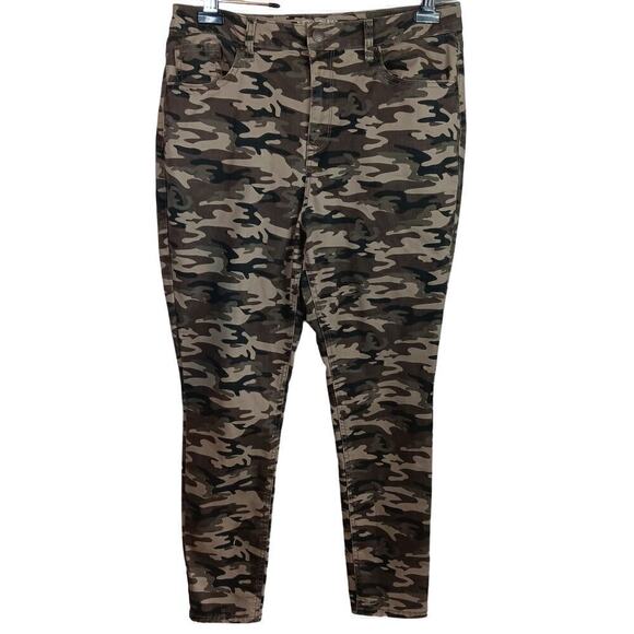 EUC No Boundaries Camo Green, Tan, Brown, Black Pants Junior 15 - Picture 1 of 6